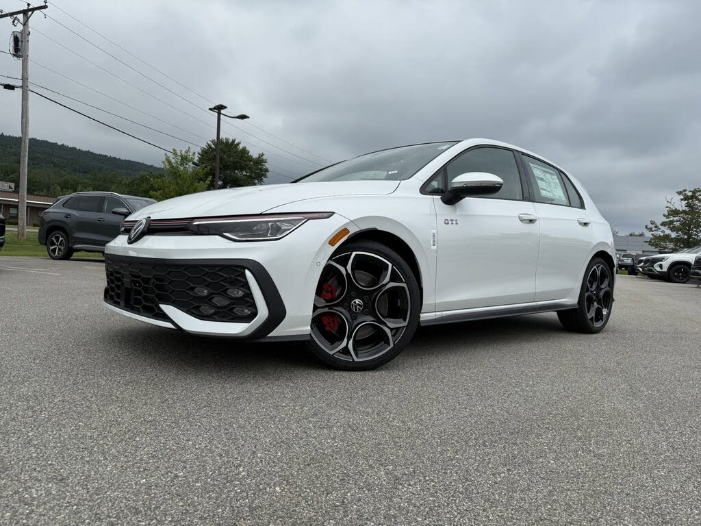 2025 Volkswagen Golf GTI Autobahn FWD