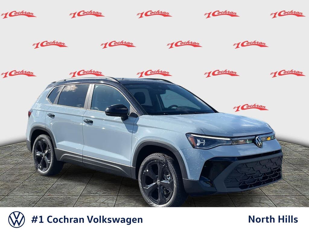 2025 Volkswagen Taos SE Black 4Motion