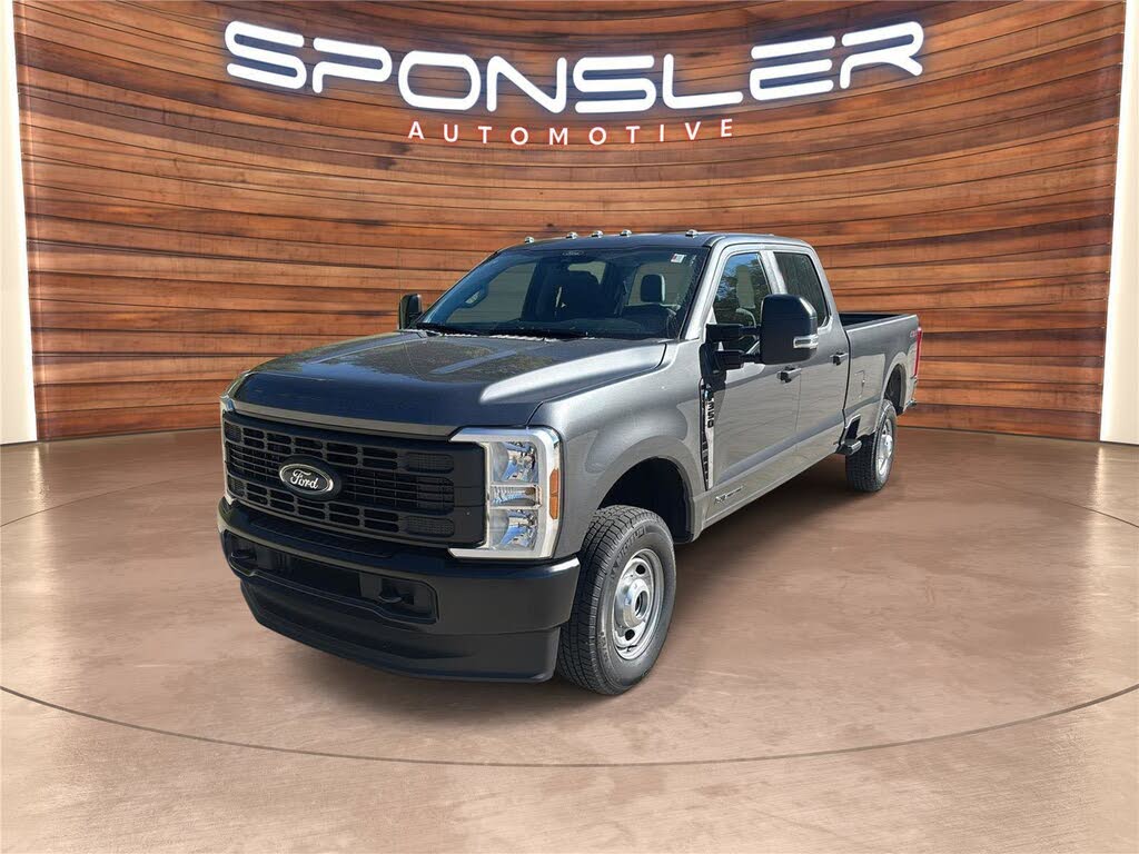 2026 Ford F-350 Super Duty XL Crew Cab 4WD