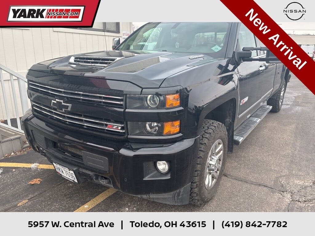 2018 Chevrolet Silverado 3500HD LTZ Crew Cab 4WD