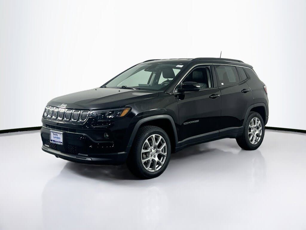 2022 Jeep Compass Latitude Lux 4WD