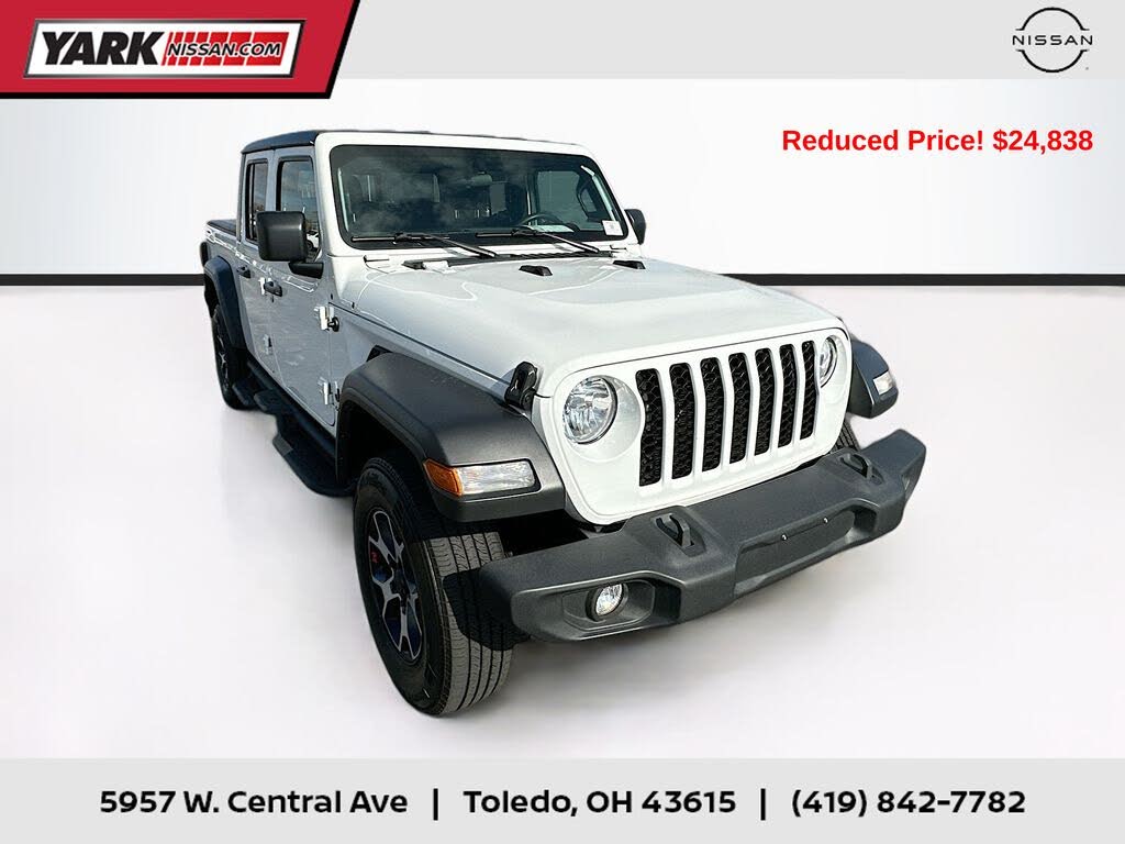 2022 Jeep Gladiator Sport Crew Cab 4WD