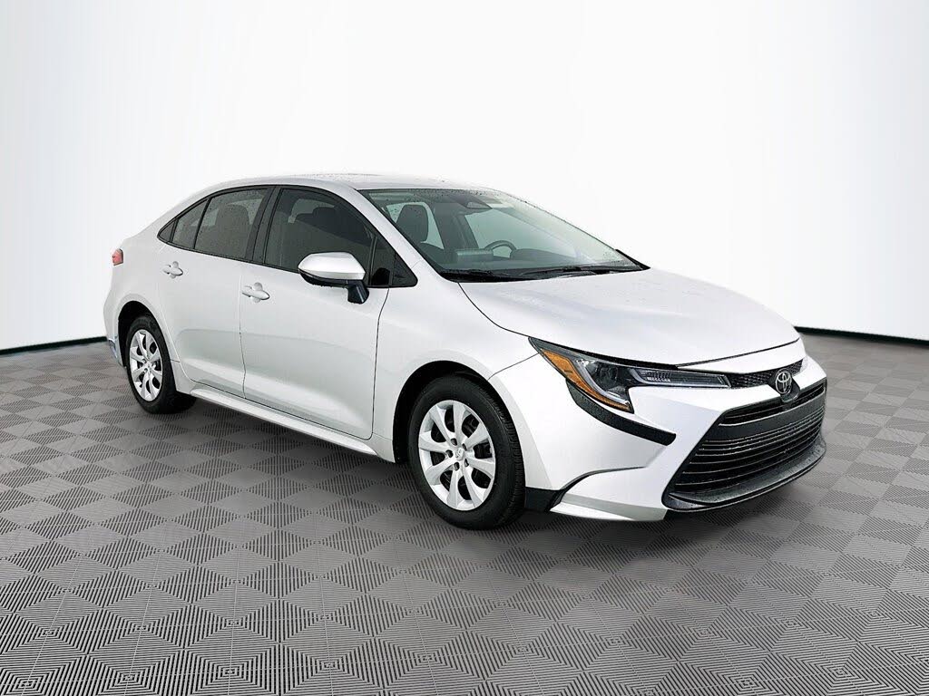 2024 Toyota Corolla LE FWD