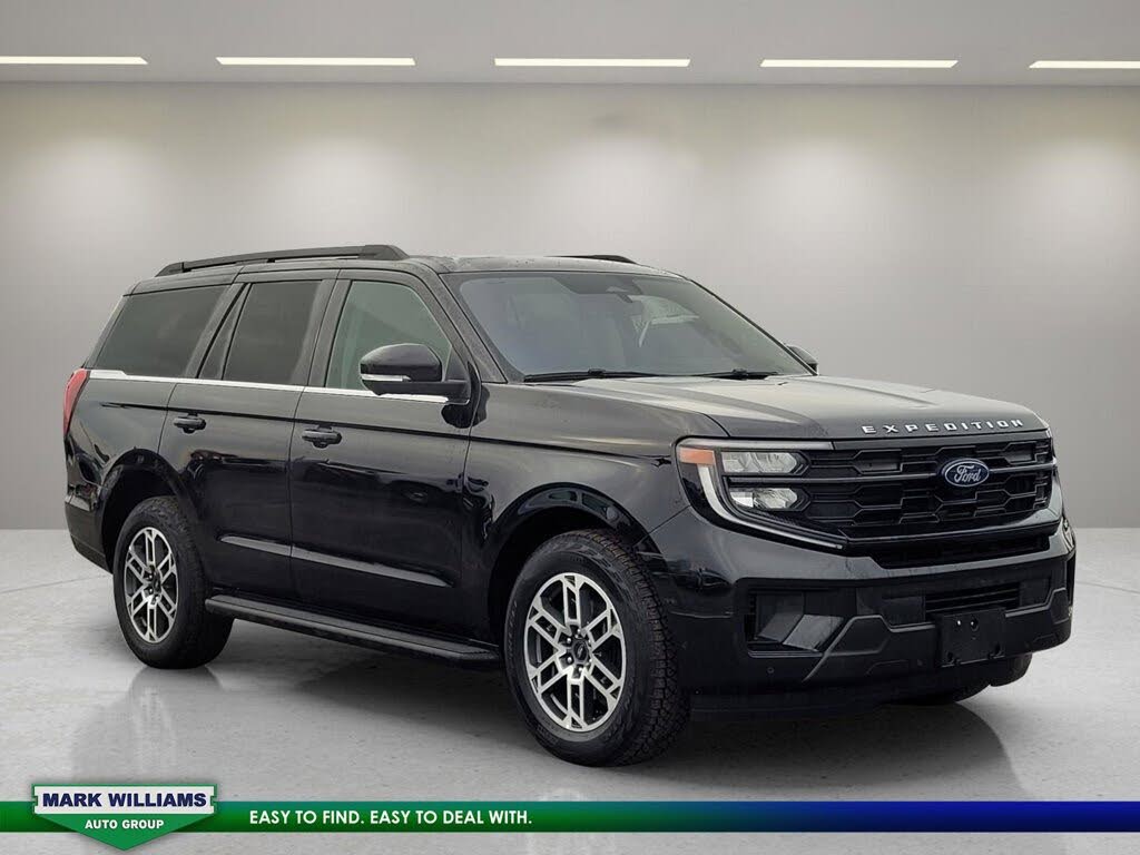 2025 Ford Expedition Active 4WD