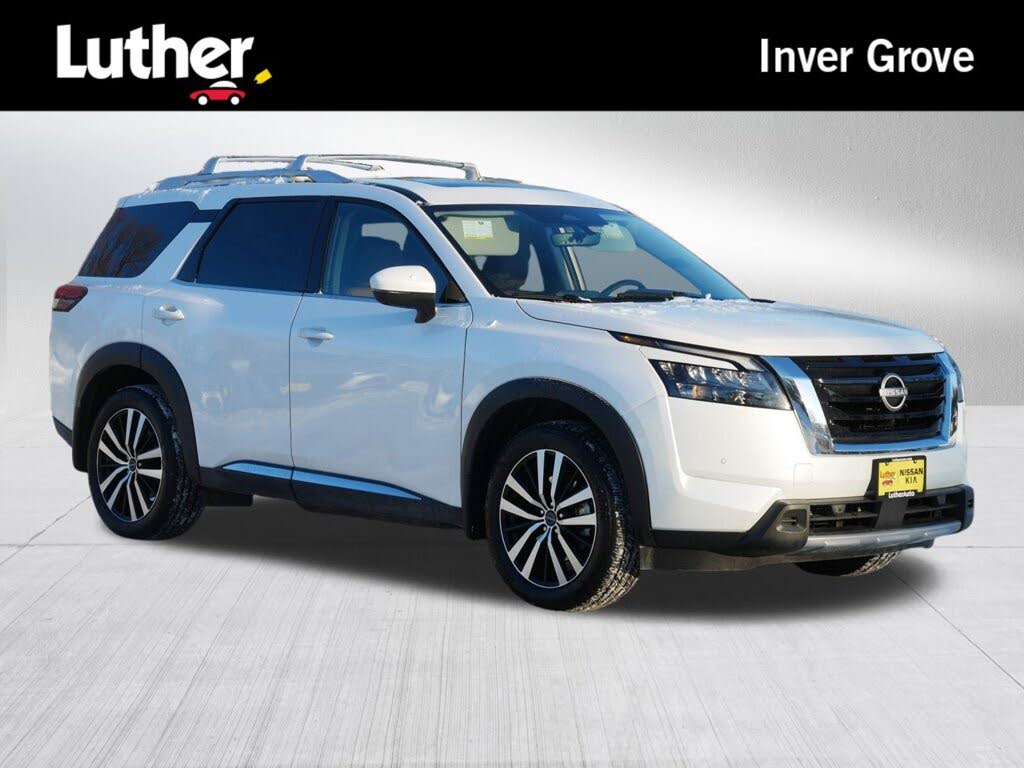 2025 Nissan Pathfinder Platinum 4WD