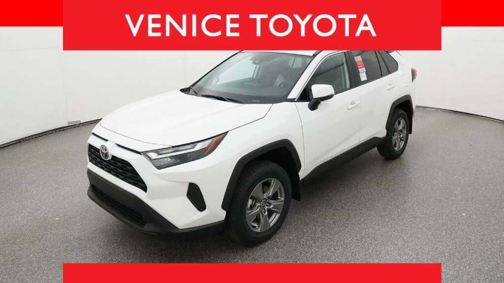 2025 Toyota RAV4 XLE AWD