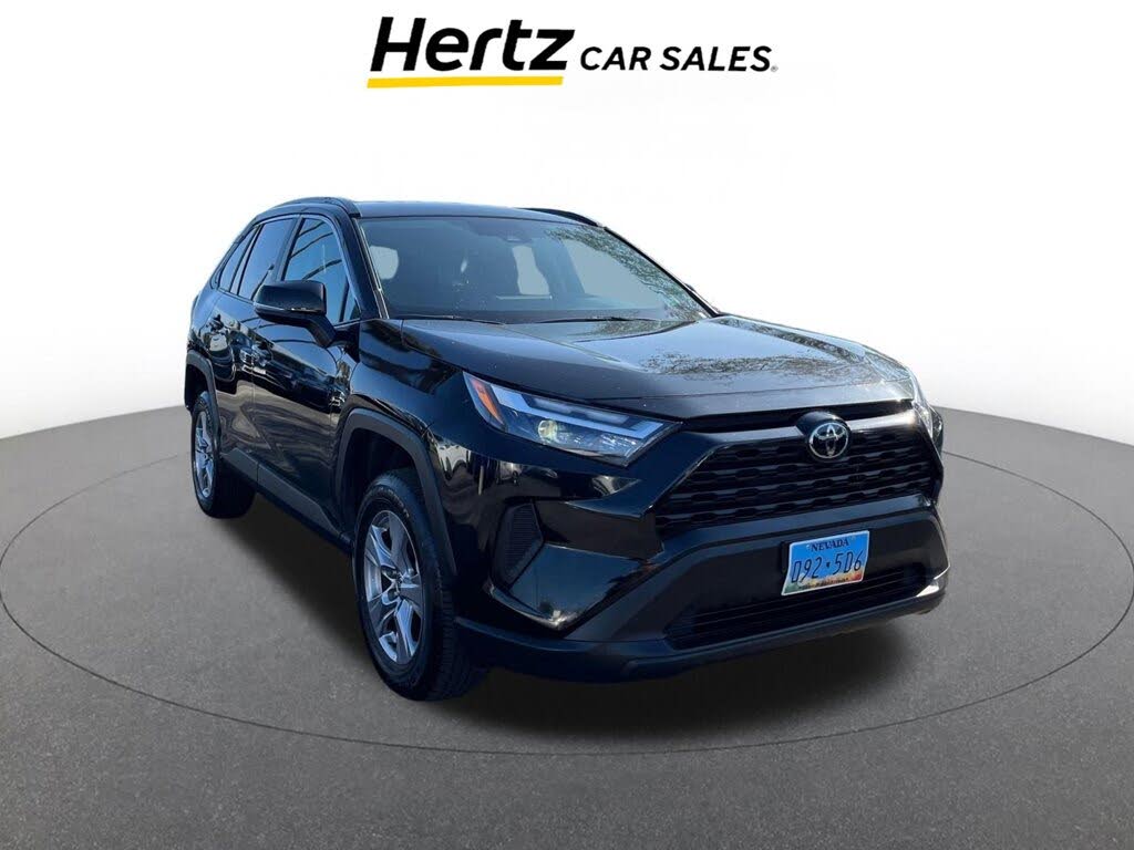 2025 Toyota RAV4 XLE FWD