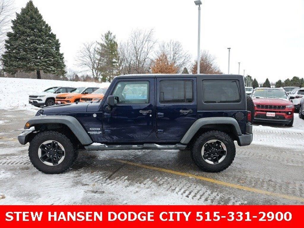 2013 Jeep Wrangler Unlimited Sport 4WD