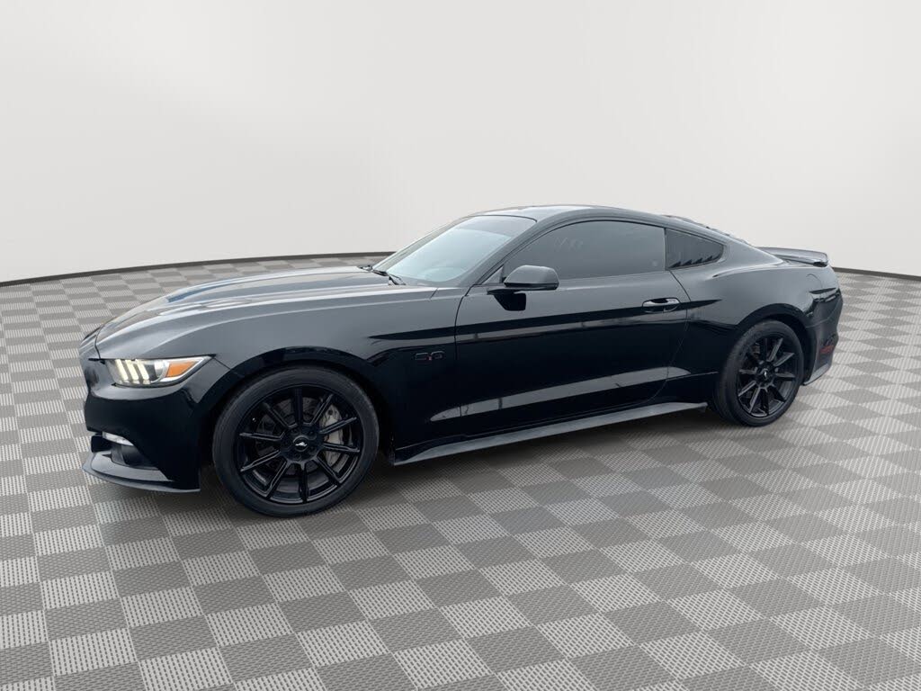 2016 Ford Mustang GT Premium Coupe RWD