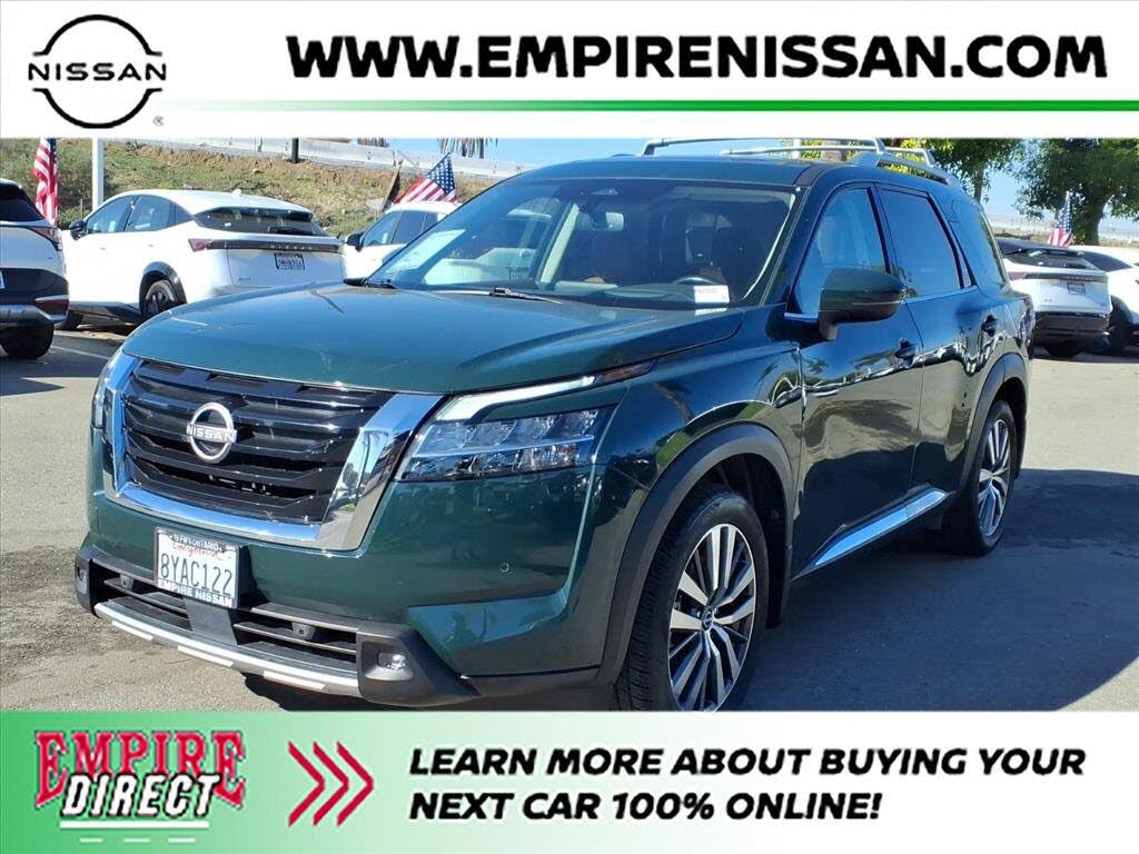 2022 Nissan Pathfinder Platinum FWD