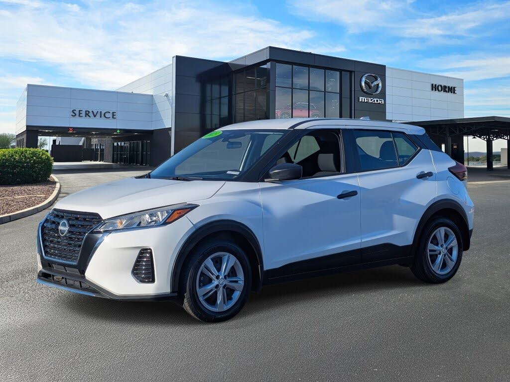 2023 Nissan Kicks S FWD