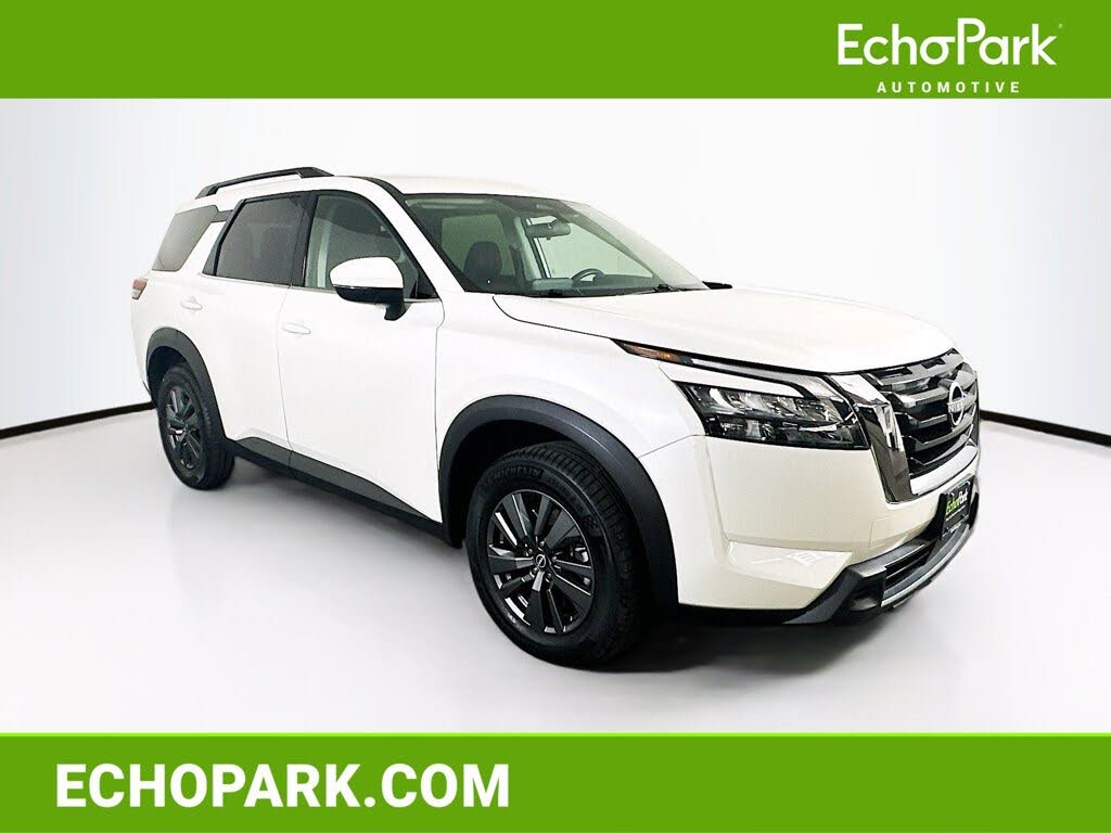 2024 Nissan Pathfinder SV 4WD