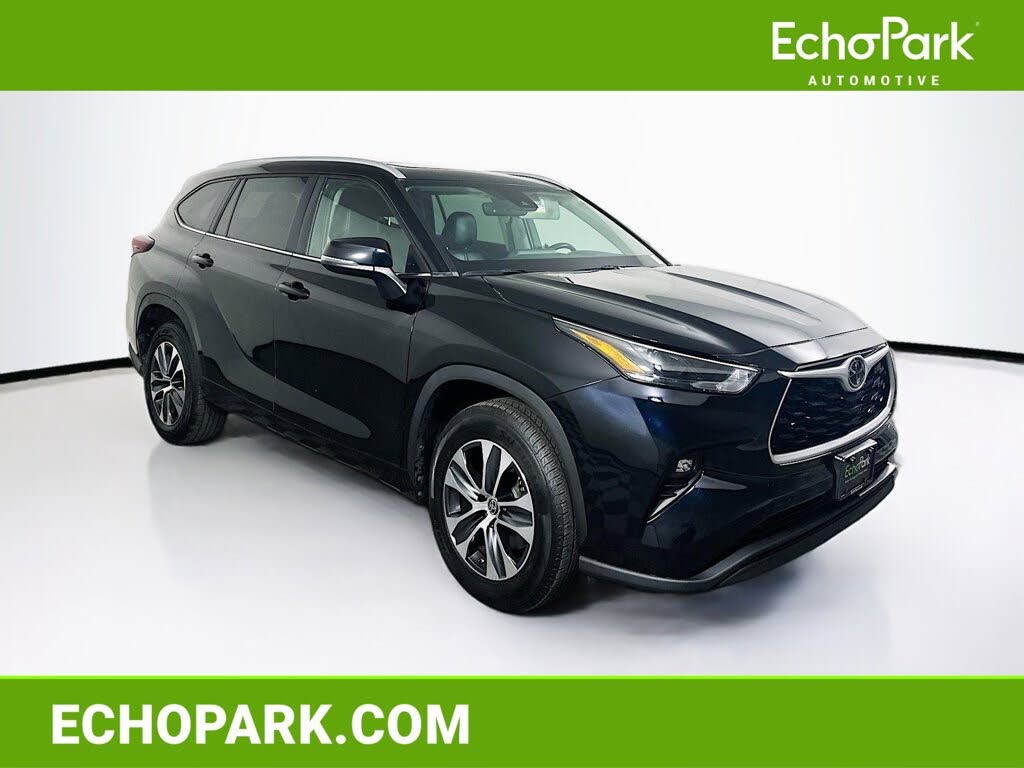 2024 Toyota Highlander XLE FWD