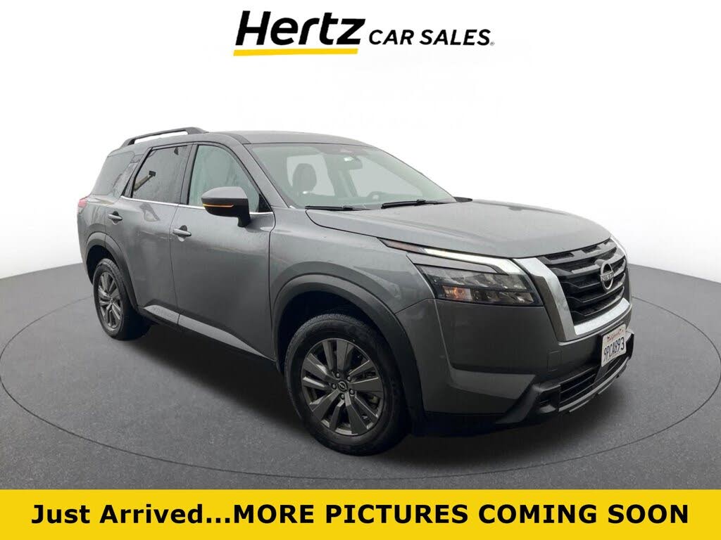 2025 Nissan Pathfinder SV FWD