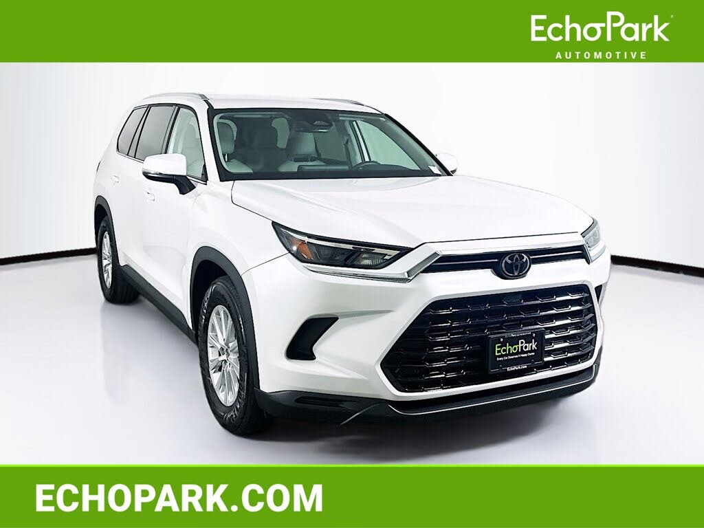2025 Toyota Grand Highlander XLE FWD