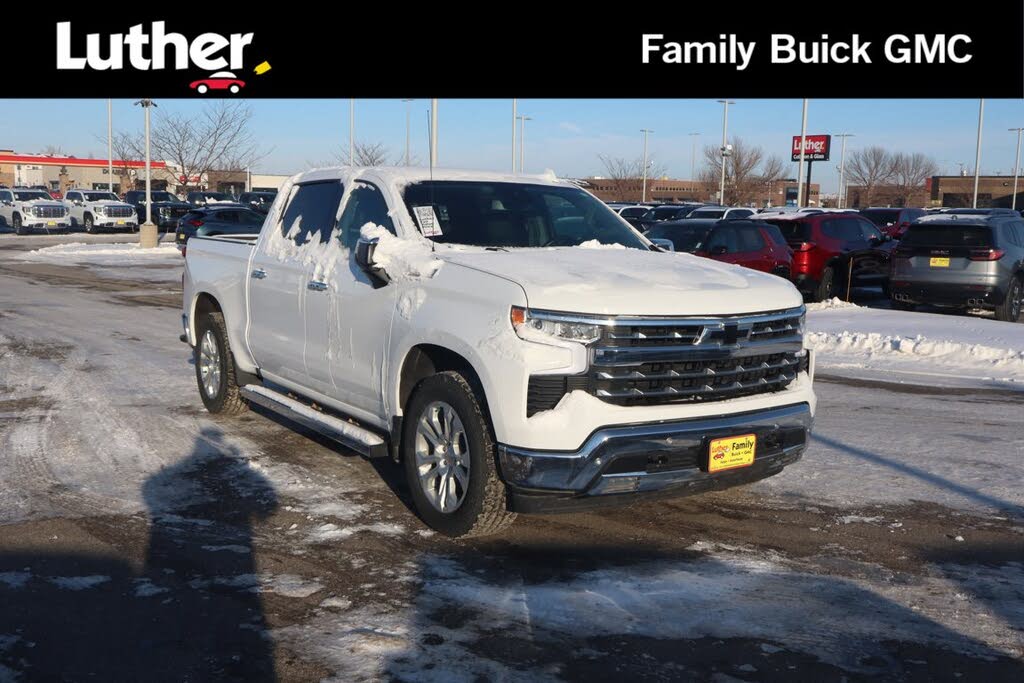 2022 Chevrolet Silverado 1500 LTZ Crew Cab 4WD