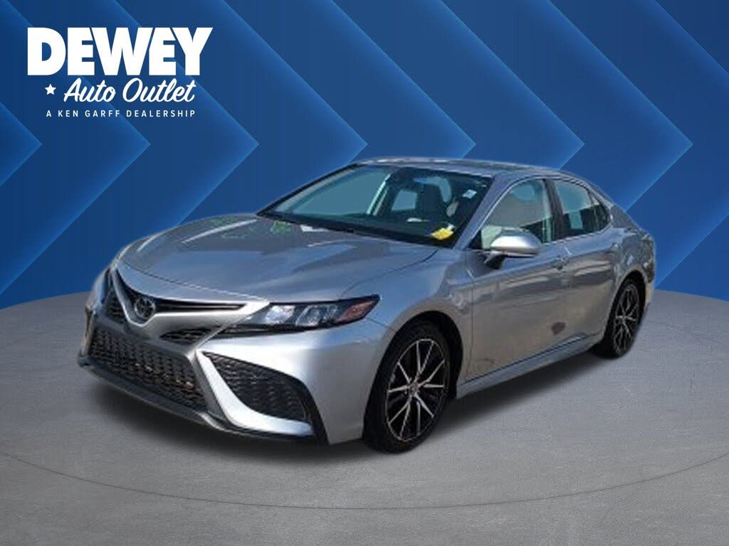 2023 Toyota Camry SE FWD