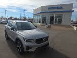 Volvo XC40 B5 Ultimate Dark Theme AWD