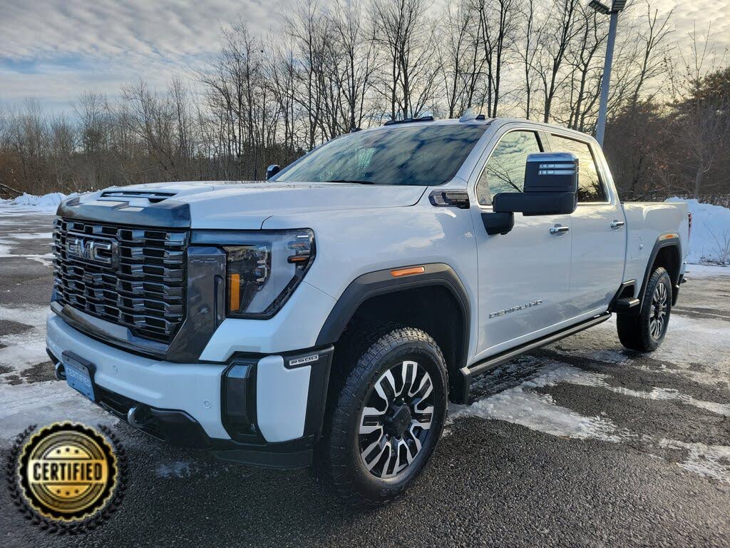 2024 GMC Sierra 2500HD Denali Ultimate Crew Cab 4WD