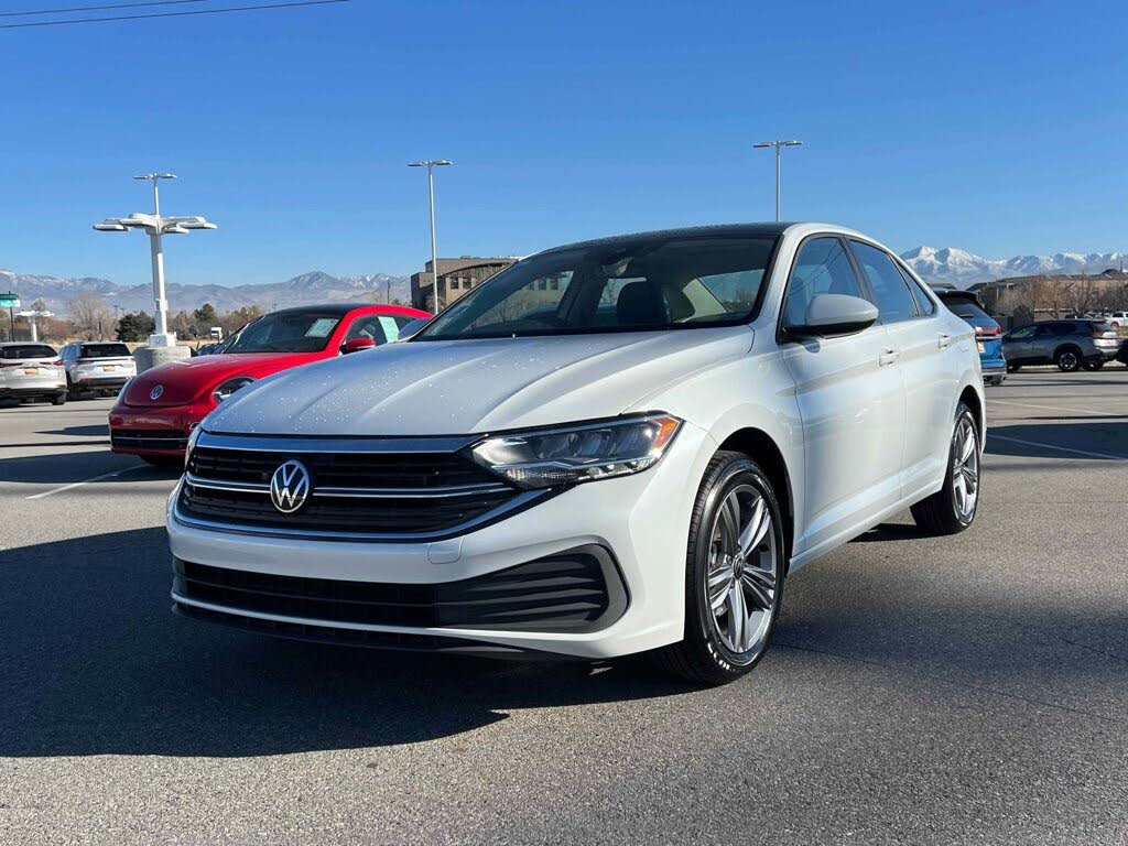 2024 Volkswagen Jetta SE FWD