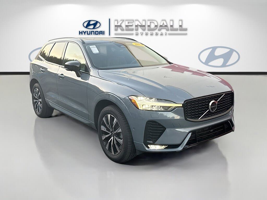 2024 Volvo XC60 B5 Plus Dark Theme AWD