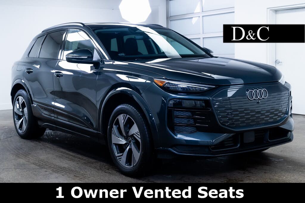 2025 Audi Q6 e-tron quattro Premium Plus