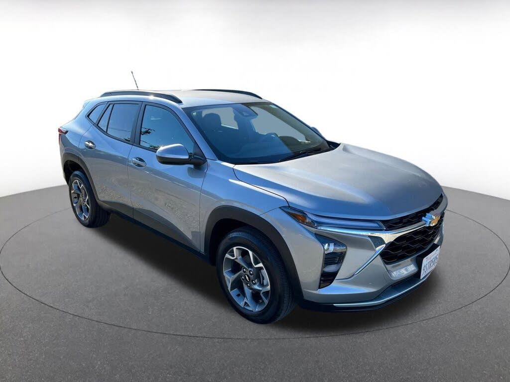 2025 Chevrolet Trax LT FWD