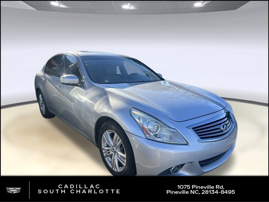 2010 INFINITI G37 Journey Sedan RWD