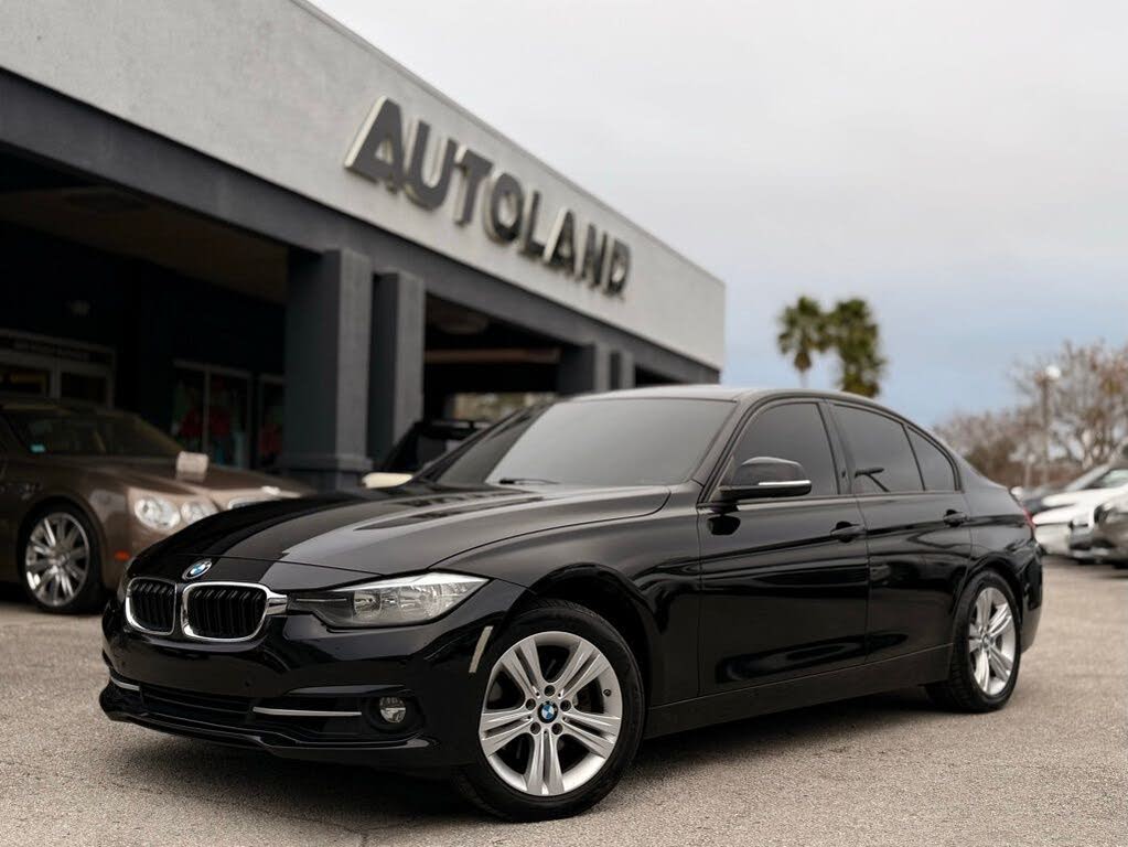 2016 BMW 3 Series 328i Sedan RWD