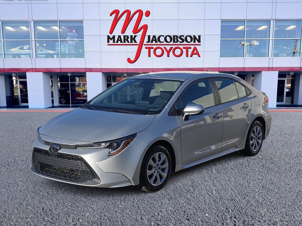 2022 Toyota Corolla LE FWD