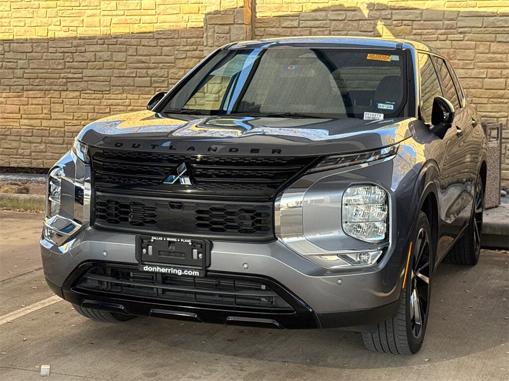 2023 Mitsubishi Outlander Black Edition FWD