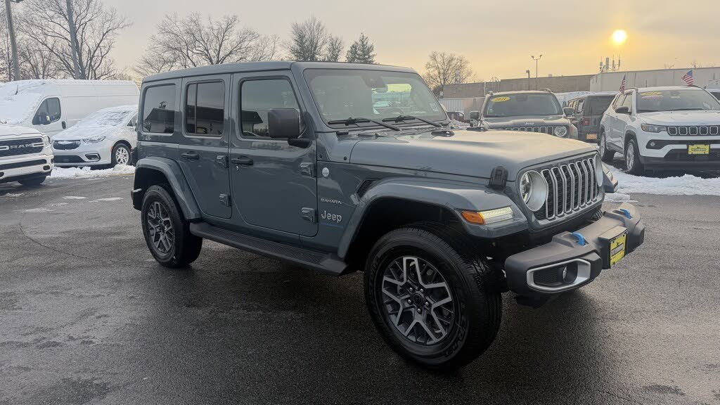 2024 Jeep Wrangler 4xe Sahara 4WD