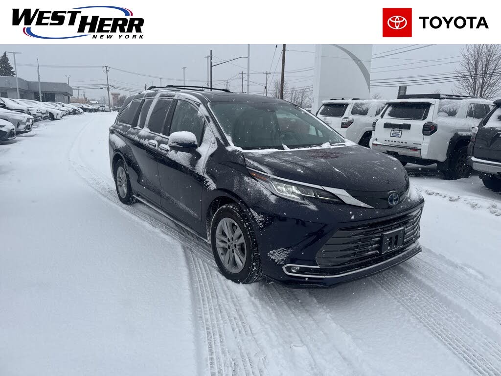 2024 Toyota Sienna Limited 7-Passenger AWD