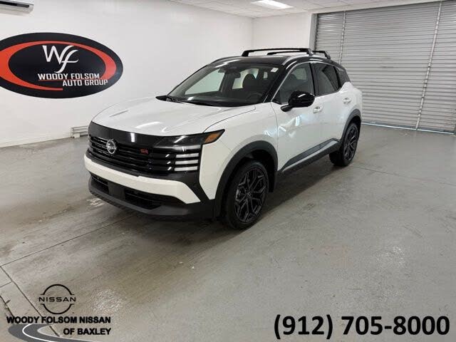 2025 Nissan Kicks SR FWD