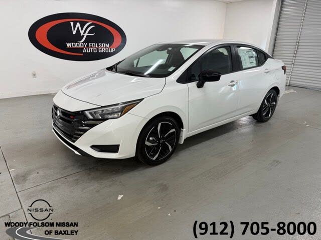 2025 Nissan Versa SR FWD
