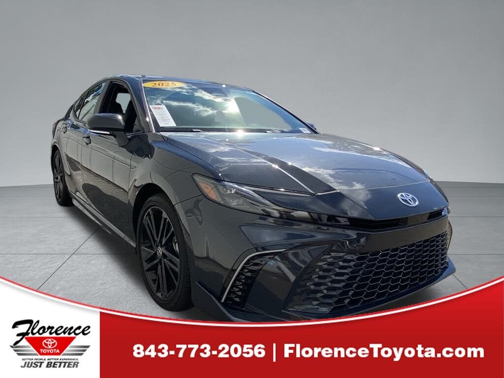 2025 Toyota Camry XSE FWD