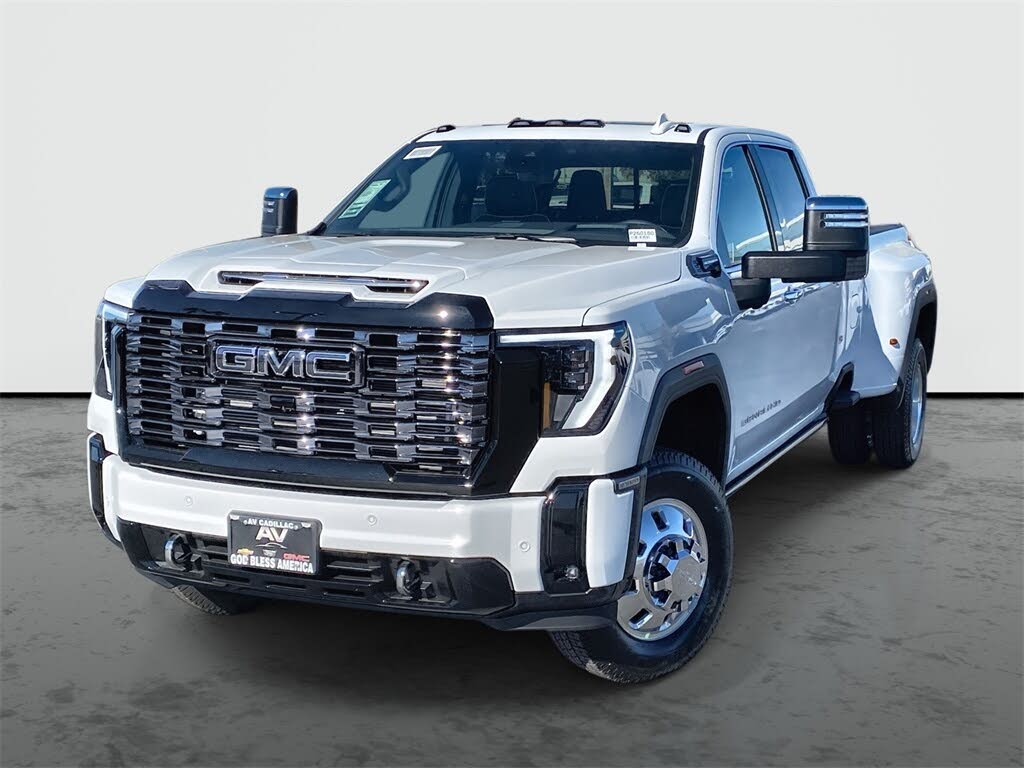 2026 GMC Sierra 3500HD Denali Ultimate Crew Cab 4WD