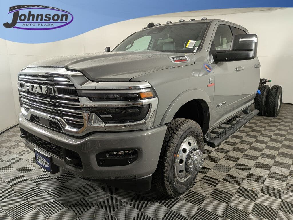 2026 RAM 3500 Chassis Tradesman Crew Cab LB DRW 4WD