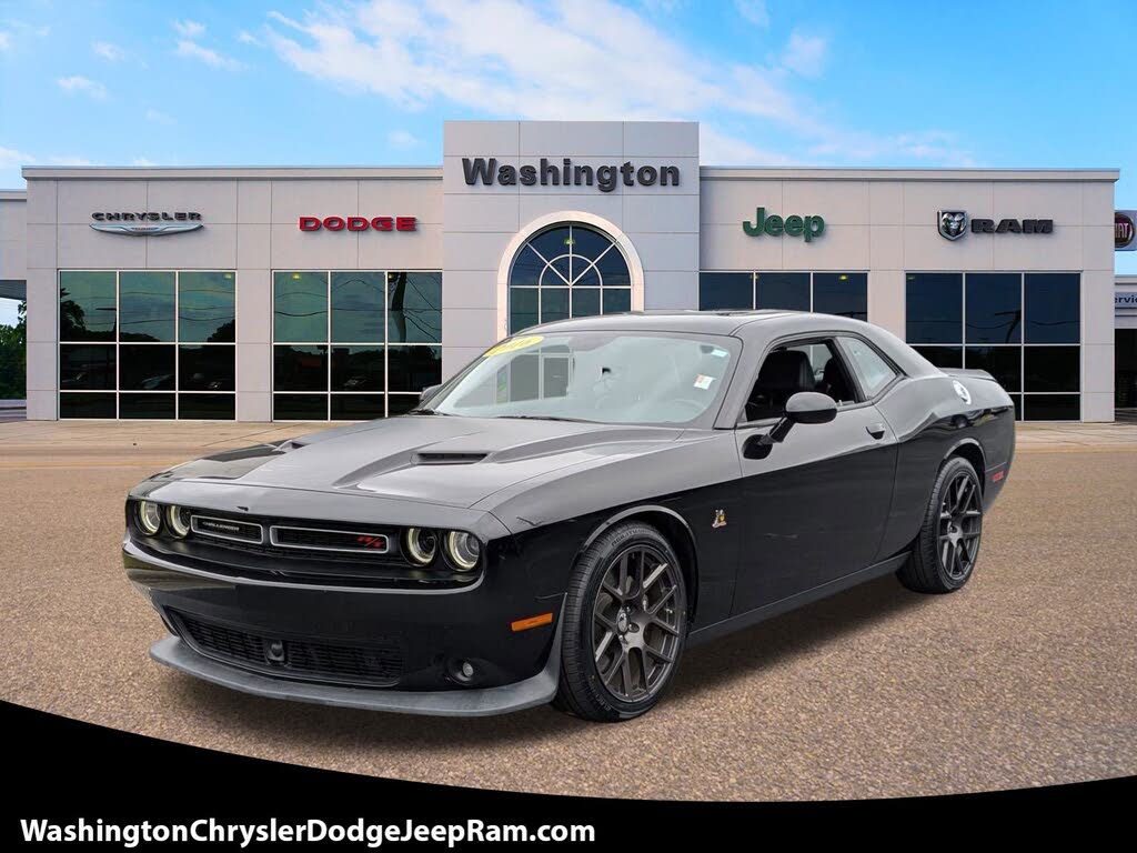 2016 Dodge Challenger R/T Scat Pack RWD