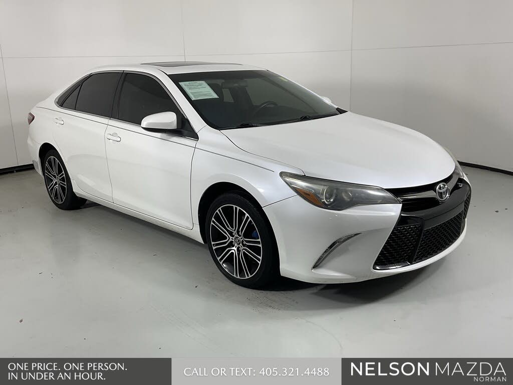 2016 Toyota Camry SE