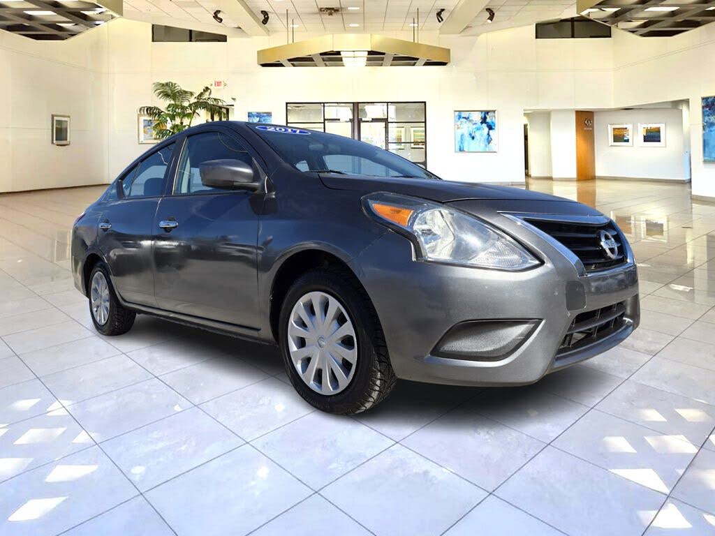 2017 Nissan Versa SV