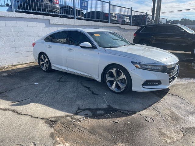 2018 Honda Accord 2.0T Touring FWD