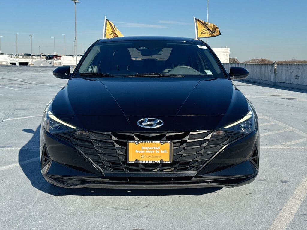 2021 Hyundai Elantra SEL FWD