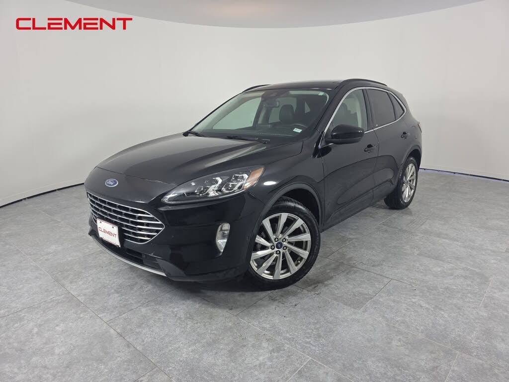 2022 Ford Escape Titanium AWD