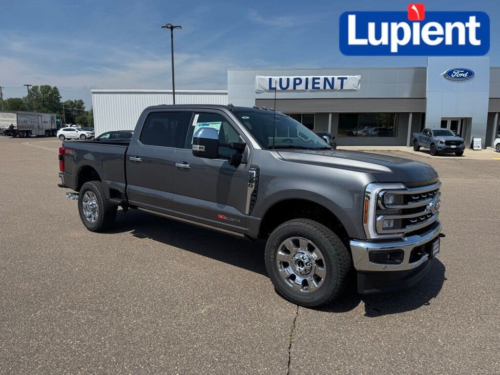 2025 Ford F-350 Super Duty Lariat Crew Cab 4WD