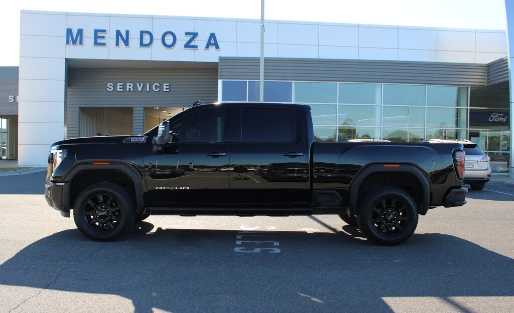 2025 GMC Sierra 2500HD AT4 Crew Cab 4WD