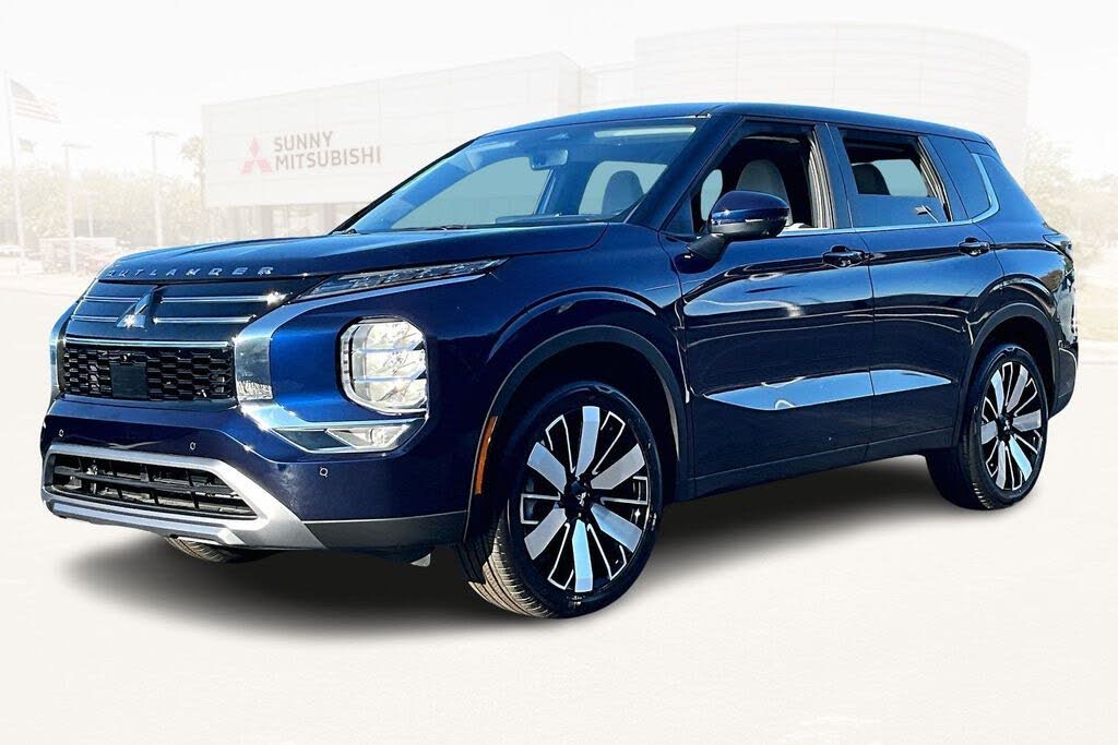 2025 Mitsubishi Outlander SE FWD