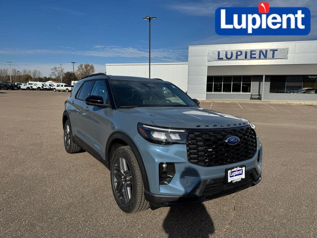 2026 Ford Explorer ST-Line AWD