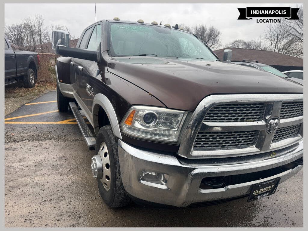 2013 RAM 3500 Laramie Mega Cab DRW 4WD