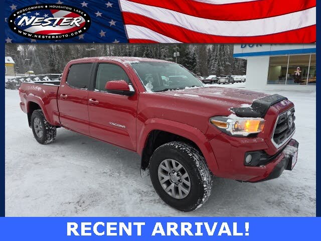 2017 Toyota Tacoma SR5 V6 Double Cab LB 4WD